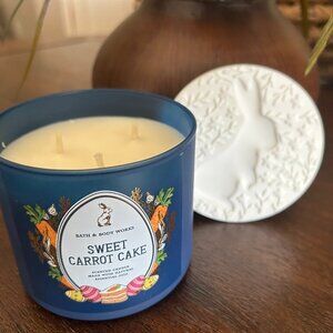 Bath & Body Works Sweet Carrot Cake Special Edition Bunny Lid 3-Wick Candle NEW